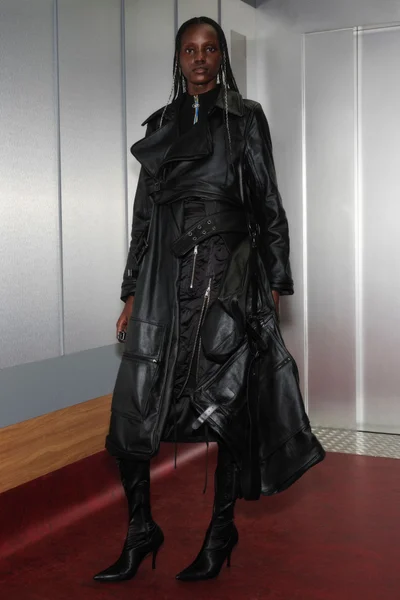 Look 54